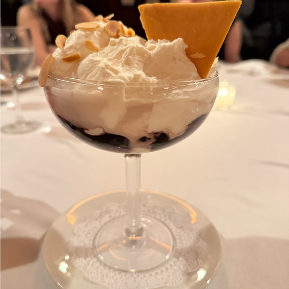 Meet your Posher, Katie - Picture 1 of 1